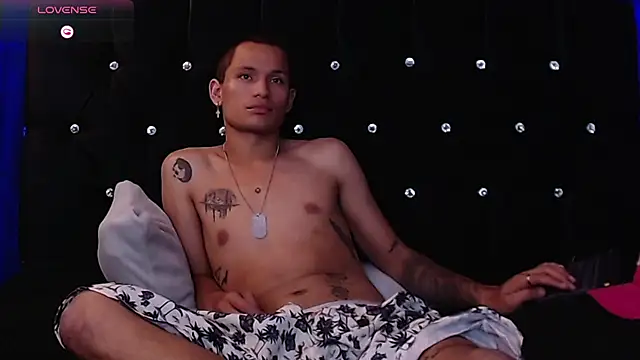 damian_dimon webcam