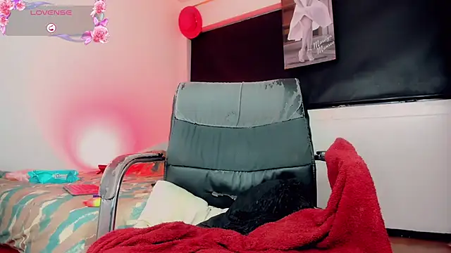 Kendall_hornyy webcam