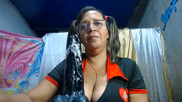 alina_maturehot webcam