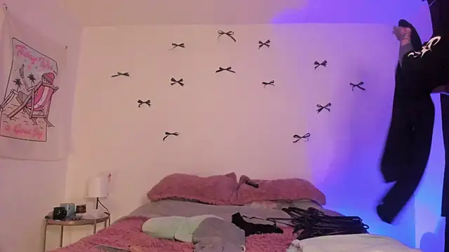 Alessamoth webcam