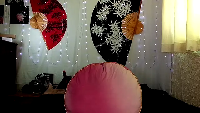 GamerGirlRoxyAndLee webcam
