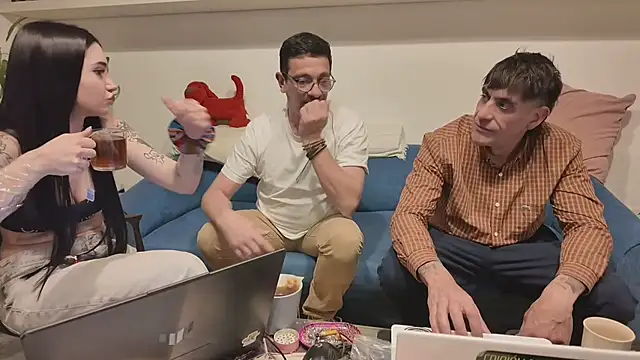 Elnonoykeila77