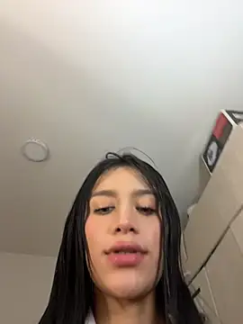 Emmily_19