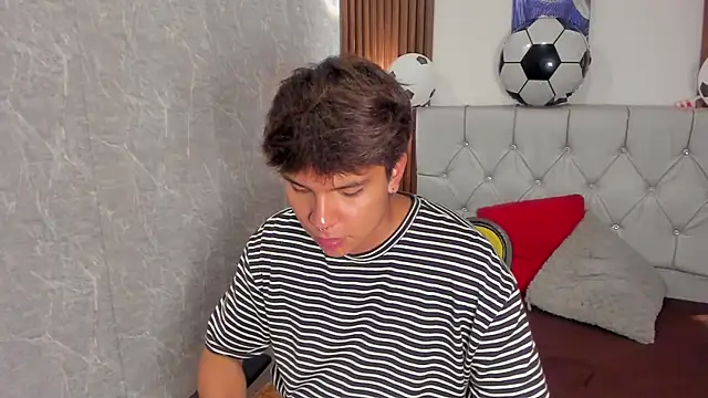Thiago_Kozak webcam