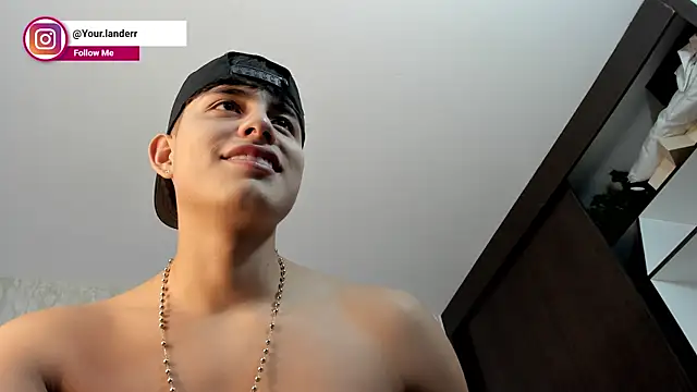 Lander_Cruz live sex cam