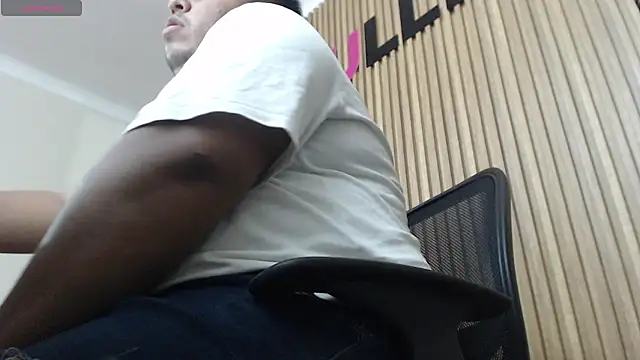 Poolsex_69 webcam