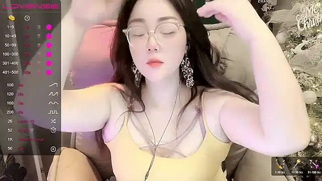 Monica-666888- webcam