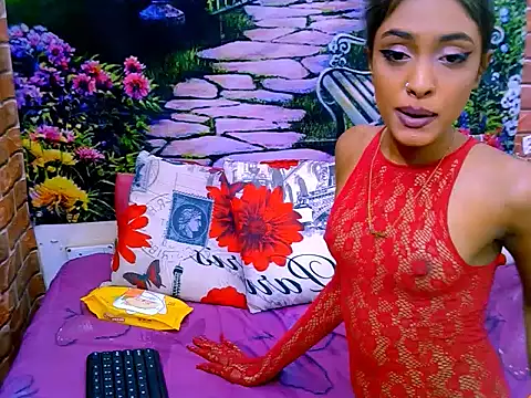 IndianPretty14u2Luv webcam