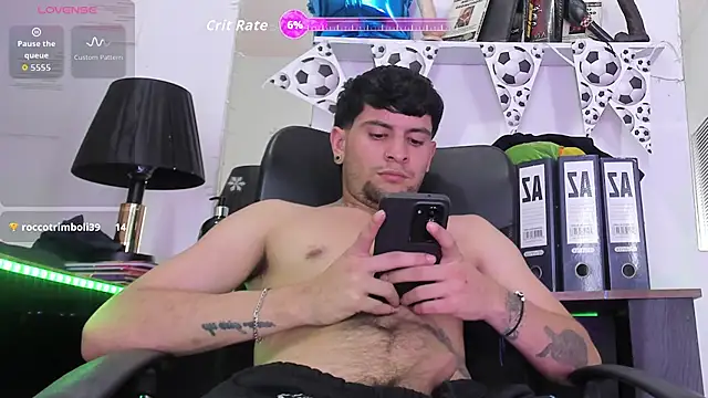 StefanoBigCock webcam