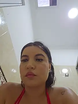 Pretty_Julieta webcam