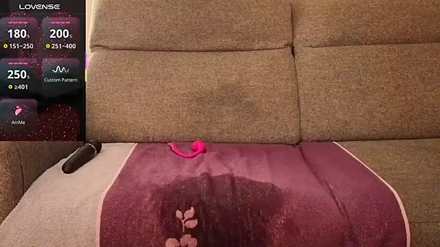 Lapetitefrenchie83 webcam