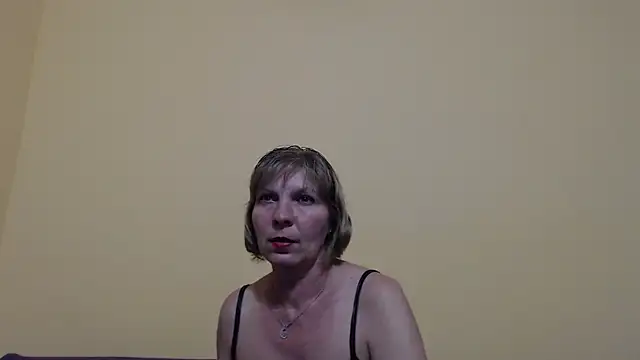 christine33 webcam