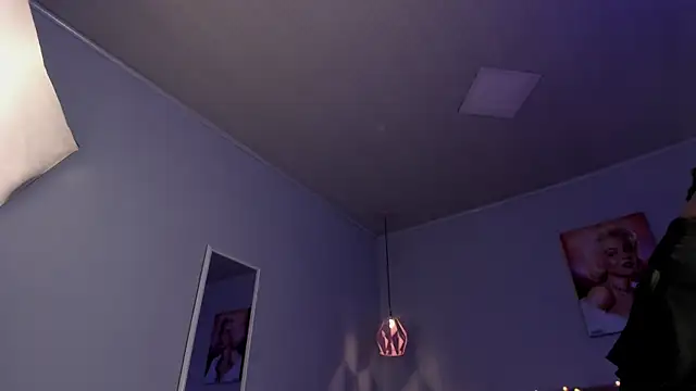 ela_petit webcam