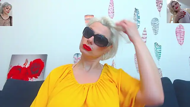 Golden__Girl__WOW__ webcam