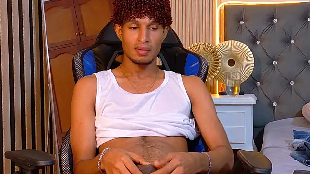 Alex_Bloom webcam