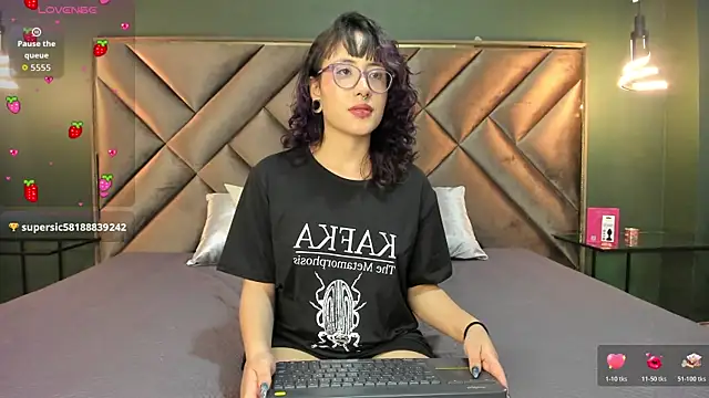 rache_roth - Rache_Roth's free webcam - UK Sex Cams