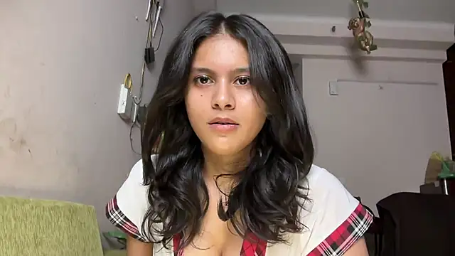 Naira_fit