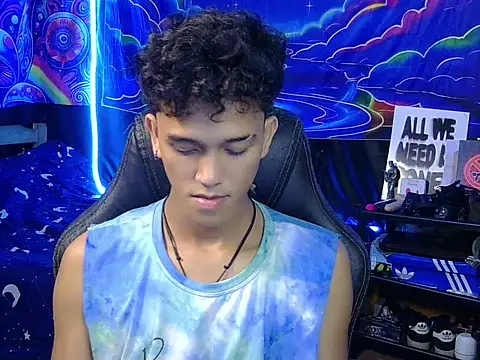 hugekenbigcock webcam
