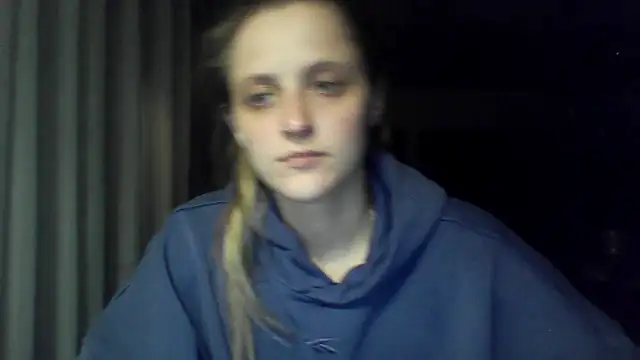 LeaWetGirl webcam