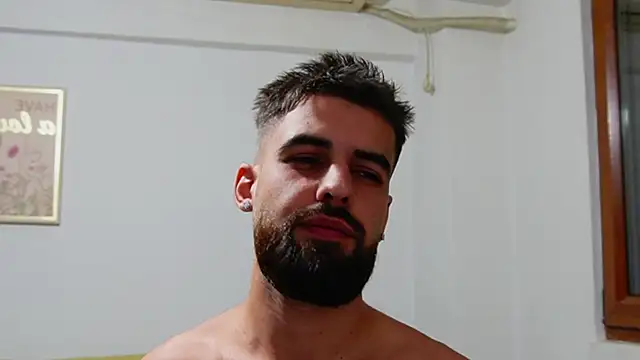 HairyRobxxx webcam