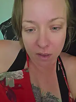 julimonroe webcam