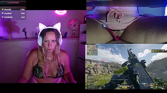 Angie-night webcam