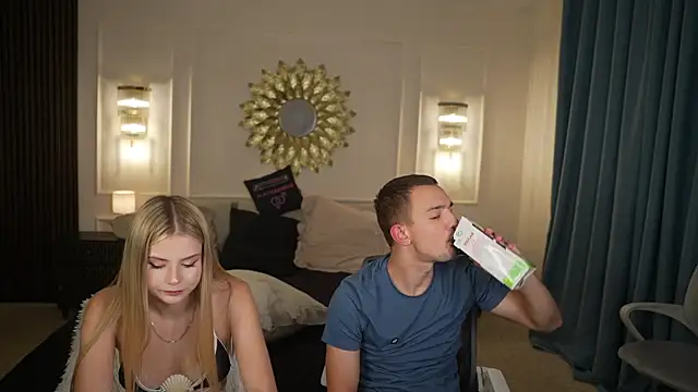 Melissa_kiss054 webcam