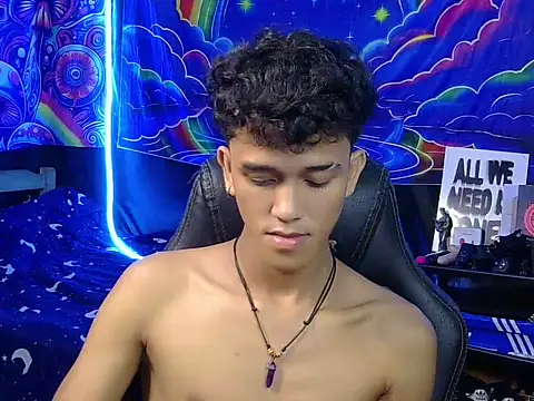 hugekenbigcock webcam