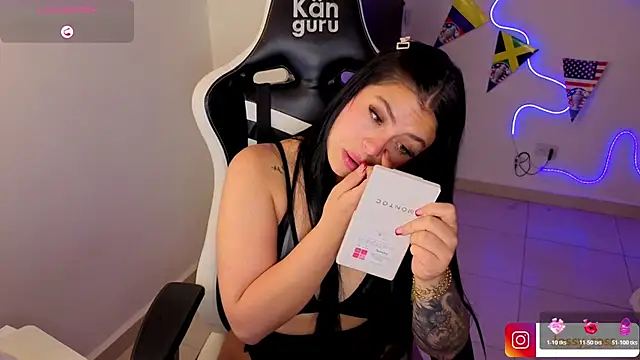 Victoryyy_ webcam