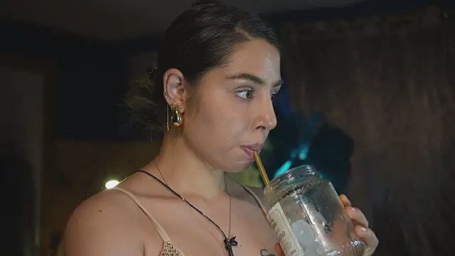 VanessaDoyle webcam