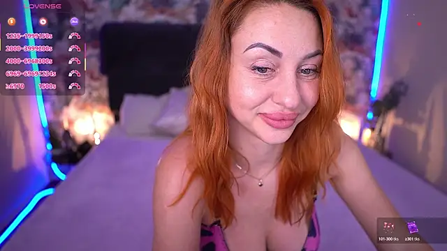 KristiiMax webcam