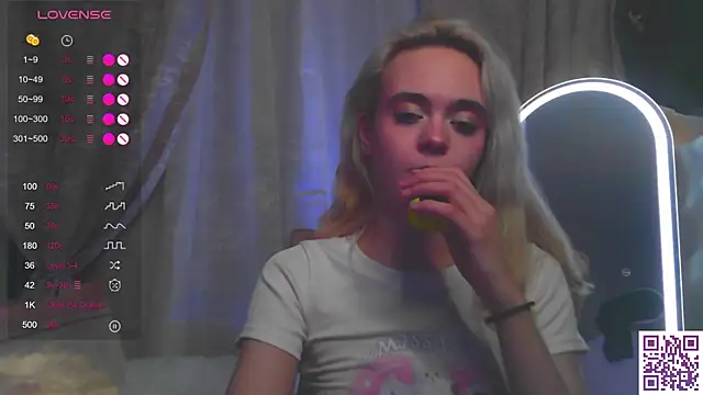 Oxcy_Secret webcam