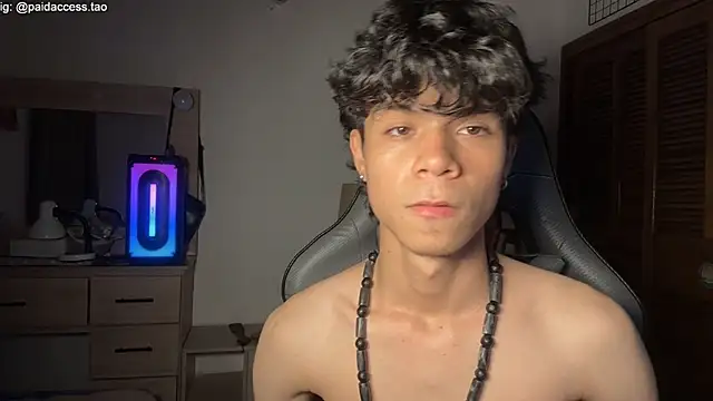 OopsAgain_ webcam