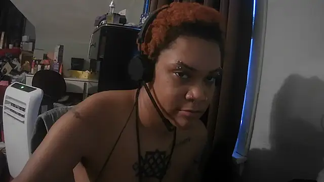 nickytheehawtie webcam