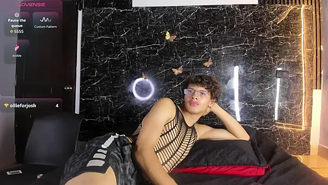 Adrian_Wolf webcam