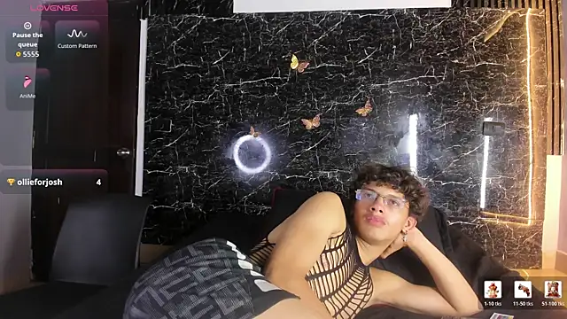 Adrian_Wolf webcam