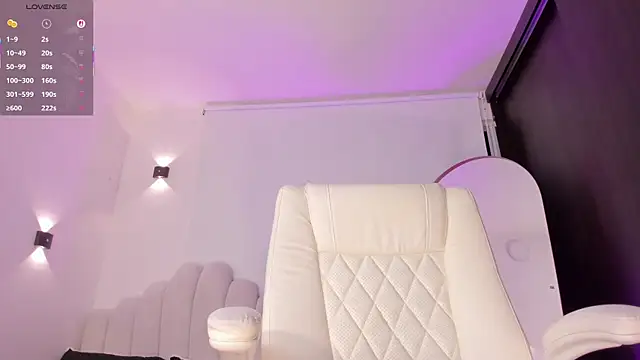 AmberLewis_ webcam