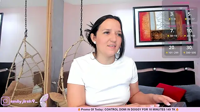 _EmilyJireh_ webcam