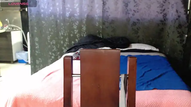 miia-big1boobs_ webcam