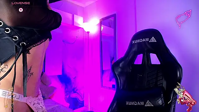 Aniie_Doll webcam