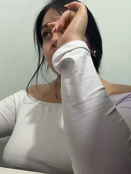 Sofi_BBW webcam