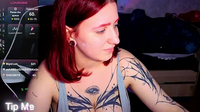 Mini_Lady1 webcam