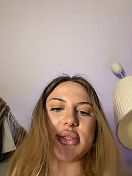 DariaSellen webcam