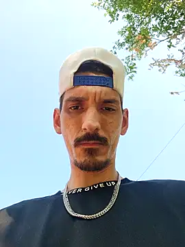 Matthew_204 webcam