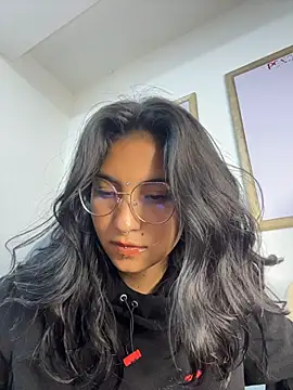 Velvet_Mysstic webcam