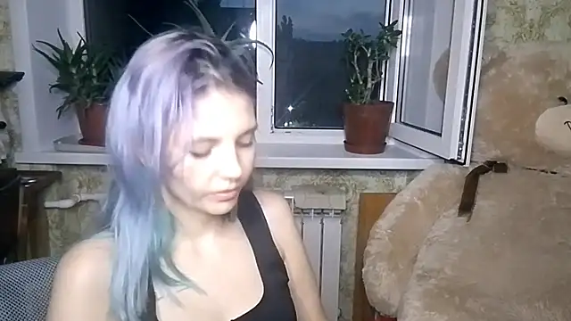 Helen18glo webcam