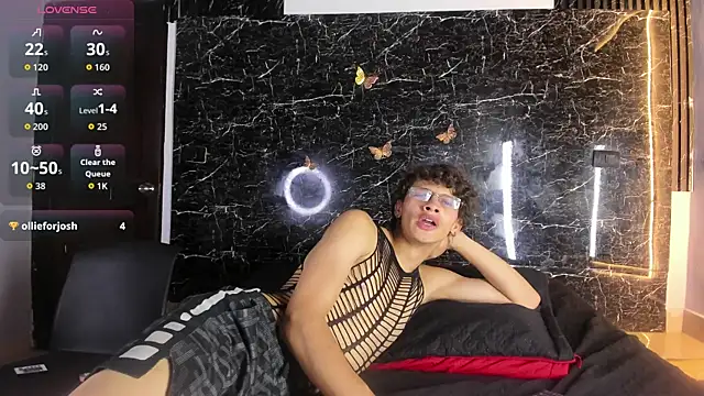 Adrian_Wolf webcam