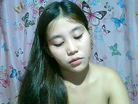 SexyAsianPussy4u webcam