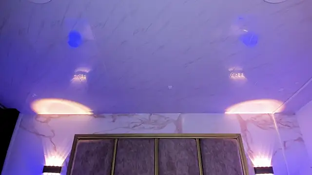 חדר צ'אט בשידור חי של LolaGray__