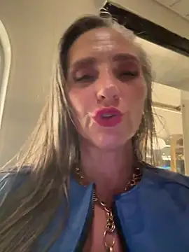 Alimela live cam on StripChat